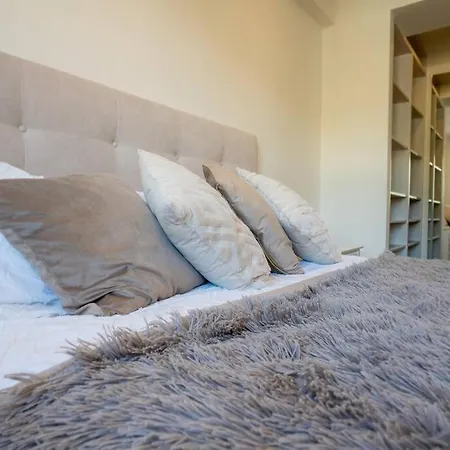 Apartmán Lujo Urbano: 2habs. Sdr